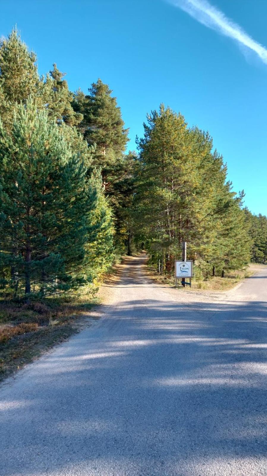 Stuga Ros Naturcamping Lagom Gräsmark Exteriér fotografie