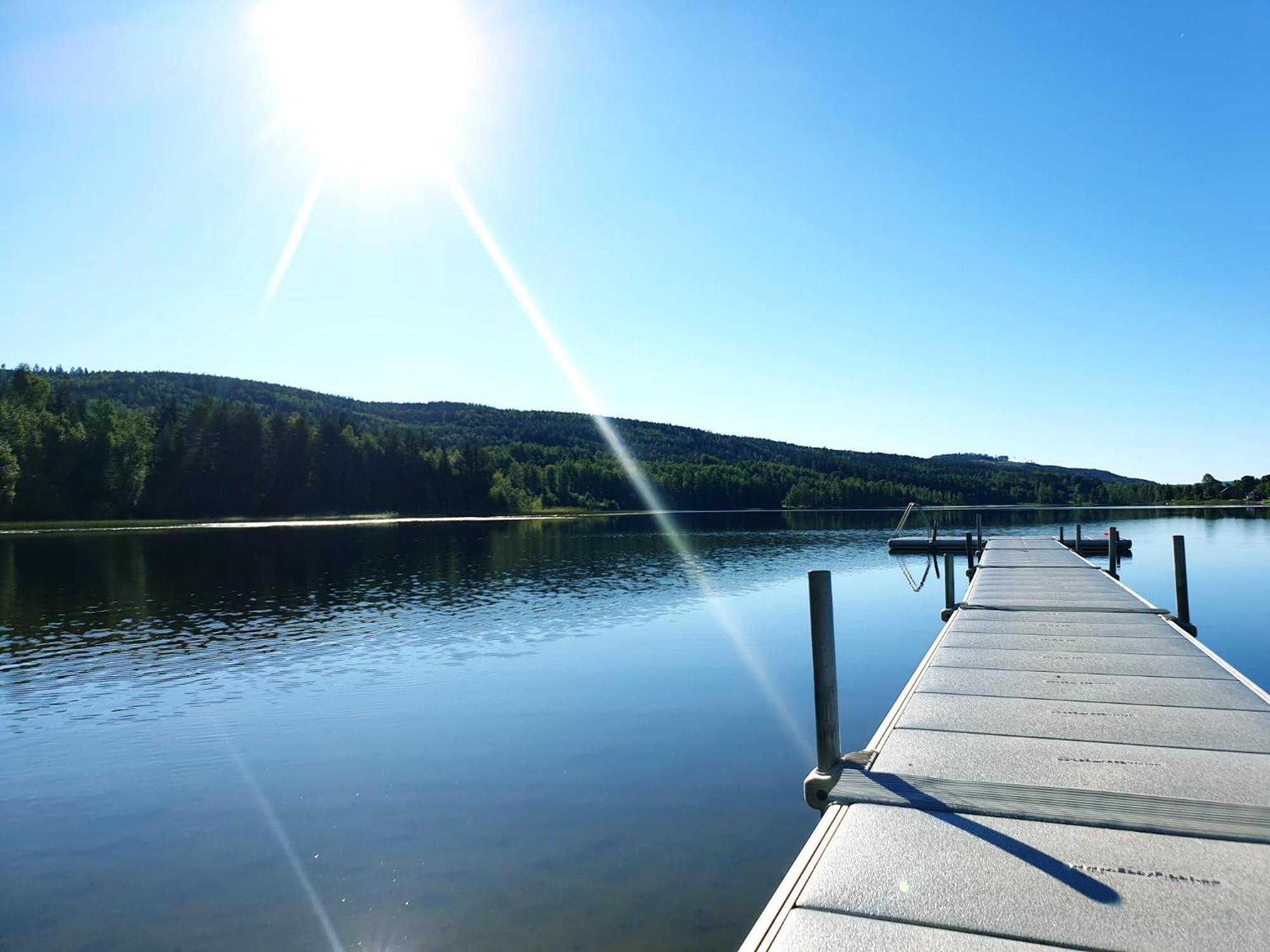 Stuga Ros Naturcamping Lagom Gräsmark Exteriér fotografie